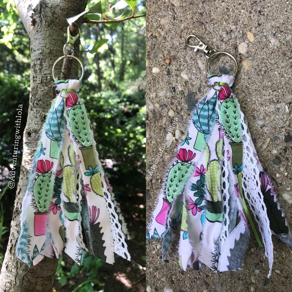 Cactus - Boho Hippie Succulent Tassle Keychain